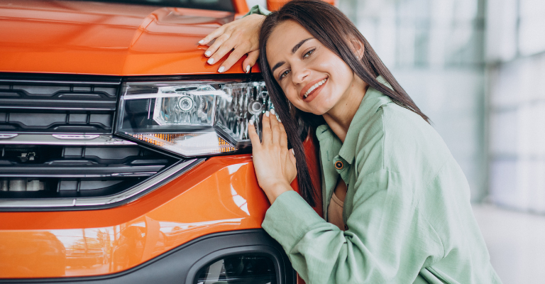 ¿Un seguro puede cubrir las adaptaciones y conversiones de mi auto?